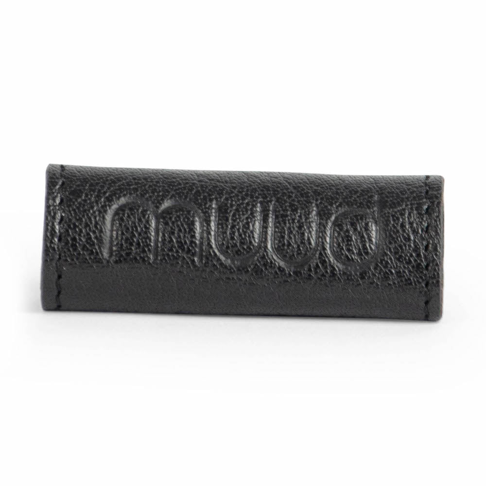 muud, Maßbandetui Enya, schwarz, Front