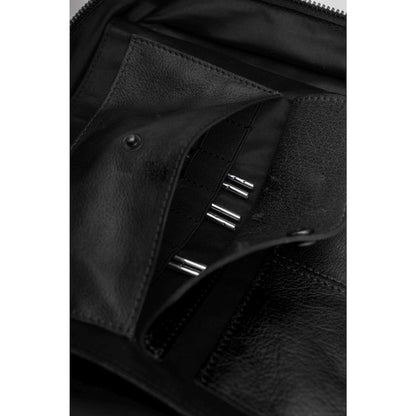 Janni Nadeletui | Spacious case for accessories and needles