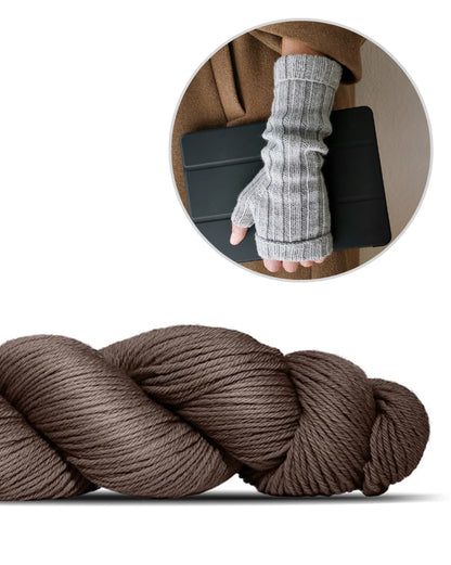 Mitaines Nola - Mérinos | simples et belles en Cheeky Merino Joy de Rosy Green Wool