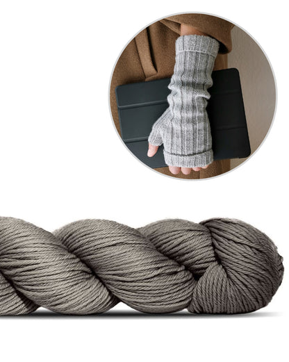 Mitaines Nola - Mérinos | simples et belles en Cheeky Merino Joy de Rosy Green Wool