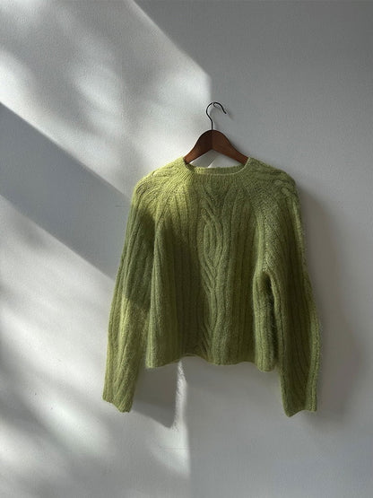 Twist Light Loop Sweater | zarte Zöpfe aus Soft Silk Mohair von Knitting for Olive