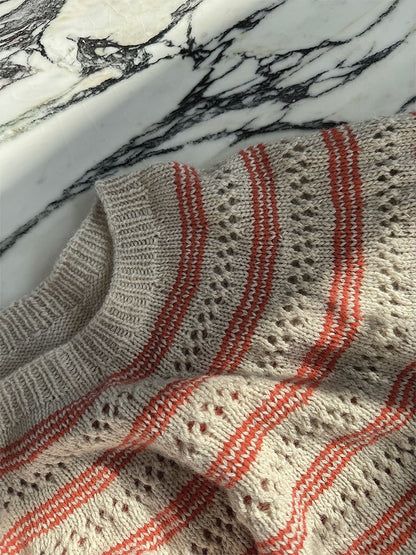 Halo Loop Tee von Other Loops mit Classic Cashmere von Cardiff 6