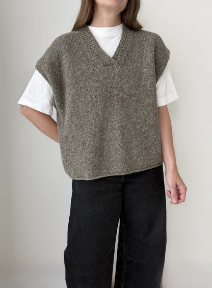 Moon Set Slipover | brīva piegriezuma klasiska veste no Le Lambswool dzijas, ko piedāvā Biches & Bûches