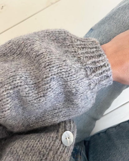 Traveler´s Cardigan | light and warm with Plötulopi by Lopi Island