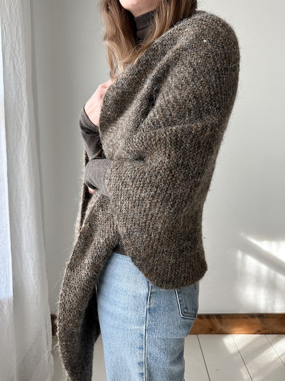 Winter Tales Blanket Shawl | grand châle léger en Plötulopi de Lopi Island