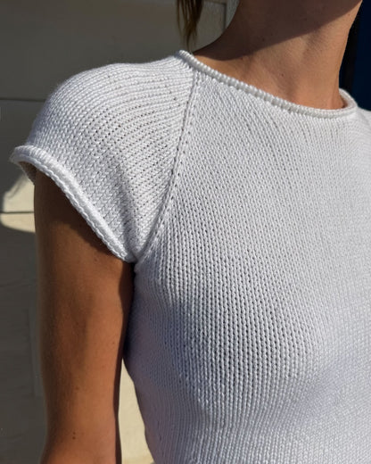 Mini Tee | simple et indéniablement beau de la collection Line de Sandnes Garn