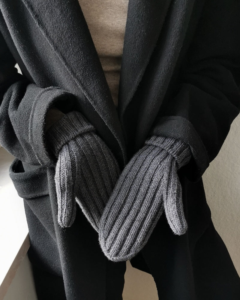 Paula-m Winter Essentials Set aus Mütze, Schalkragen und Handschuhen oder Stulpen mit Sunday von Sandnes Garn 7