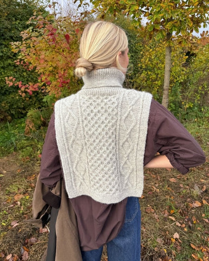 PetiteKnit Dagmar Neck mit Atls von Sandnes Garn 5