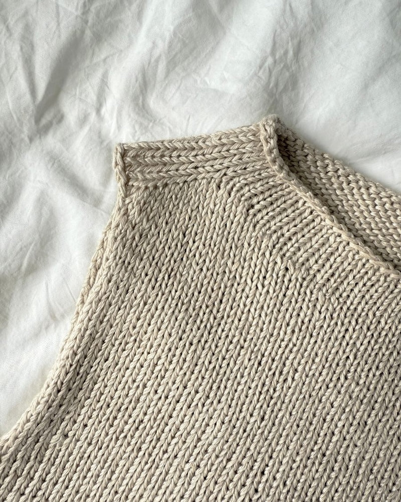 Ivy Top von PetiteKnit mit Tynn Line von Sandnes Garn 10