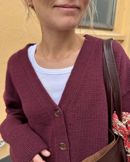PetiteKnit Scarlet Cardigan mit Double Sunday / by PetiteKnit von Sandnes Garn 8