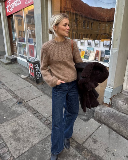 Sunday Sweater | cozy soft sweater with Kos and Tynn Silk Mohair from Sandnes Garn