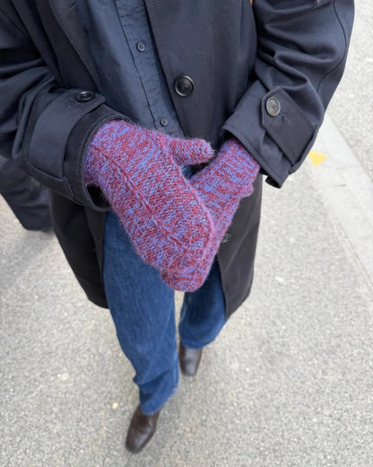 Yoko Set | beautiful hat with matching mittens made from Alpakka Ull and Alpakka Folgetrad by Sandnes Garn