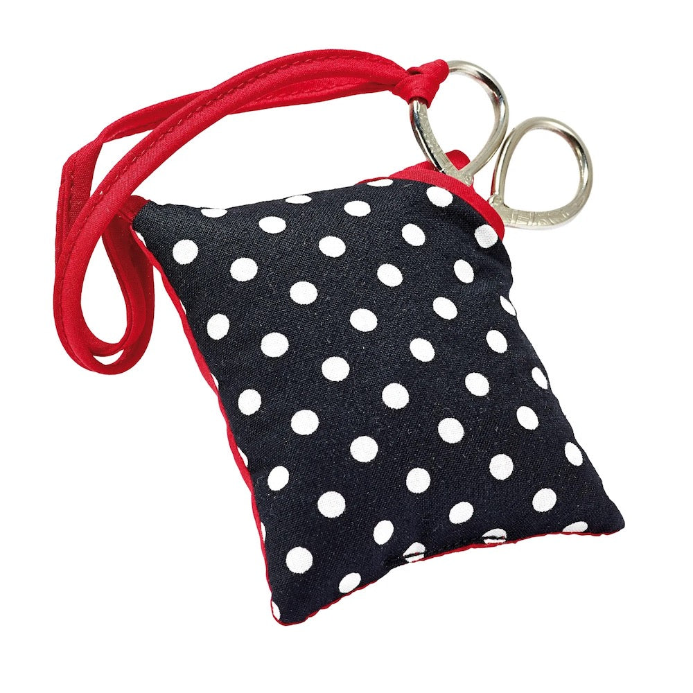 Pincushion with scissors 
