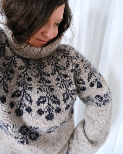 Blueberry Sweater | berry pattern from Plötulopi and Tynn Silk Mohair