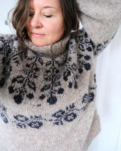 Blueberry Sweater | berry pattern from Plötulopi and Tynn Silk Mohair