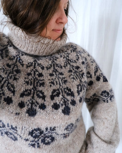 Blueberry Sweater | berry pattern from Plötulopi and Tynn Silk Mohair