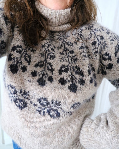Blueberry Sweater | berry pattern from Plötulopi and Tynn Silk Mohair