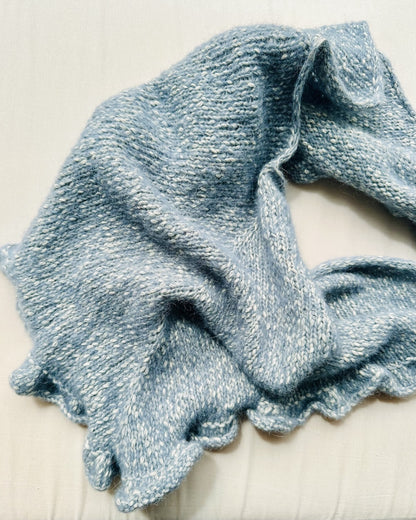 Ruffle Shawl | licht met een nonchalante ruchesrand van Le Coton & Alpaca van Biches & Bûches