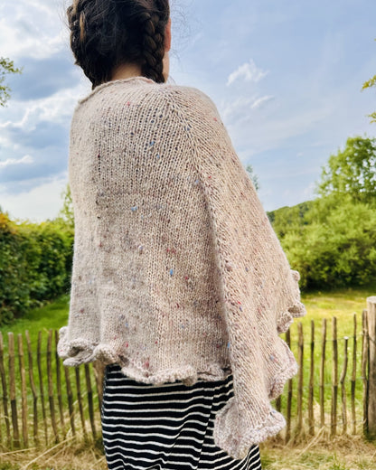 Ruffle Shawl | licht met een nonchalante ruchesrand van Le Coton & Alpaca van Biches & Bûches