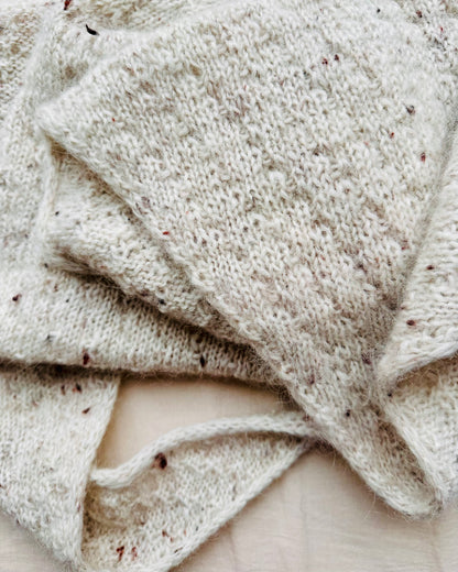 Rabea von gute-garne Pebble Shawl mit Plötulopi von Lopi Island und Tynn Silk Mohair von Sandnes Garn 6