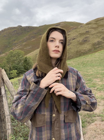 Briar Hood | romantischer Kapuzenschal aus Le Lambswool und Le Petit Silk & Mohair von Biches & Bûches