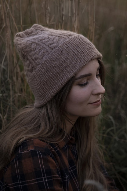 Heljä Hat | extremely soft cable pattern from Classic Cashmere by Cardiff