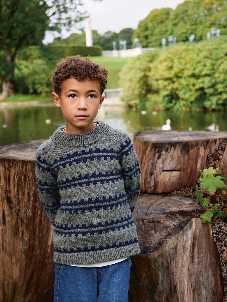 Ridge Sweater Junior | avec rayures scandinaves en point de toile d'après un modèle Sandnes Garn
