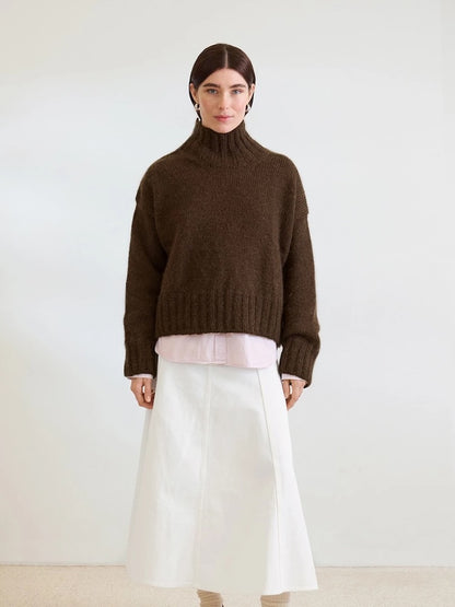Mina Sweater - Peer Gynt | lässig mit großem Kragen aus Peer Gynt und Tynn Silk Mohair von Sandnes Garn