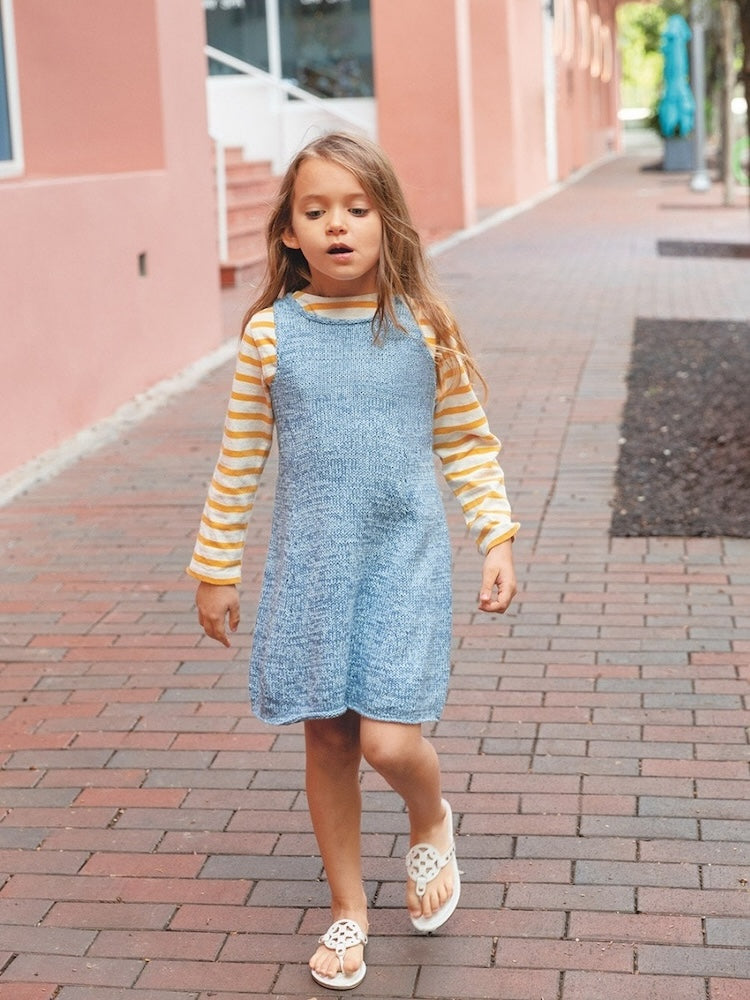 Sandnes Kollektion 2405 Minnie Dress Junior aus Mandarin Petit und Tynn Line 7