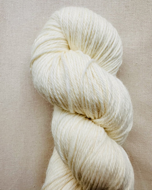 Sock yarn for dyeing Mally