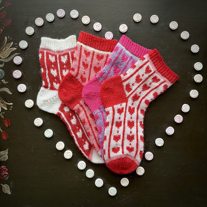 Love-ly Heart Socks | beautifully lovable made from 1 Class by Mayflower Denmark