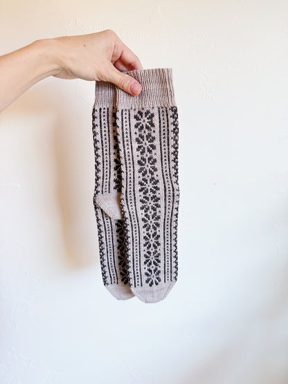 Apricity Socks | Liebesbrief an den Winter aus 1 Class Cashmere von Mayflower Denmark