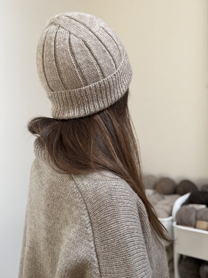 The Knitonomy Boston Hat | classic beauty made from soft Cashmere 6/28 by Pascuali