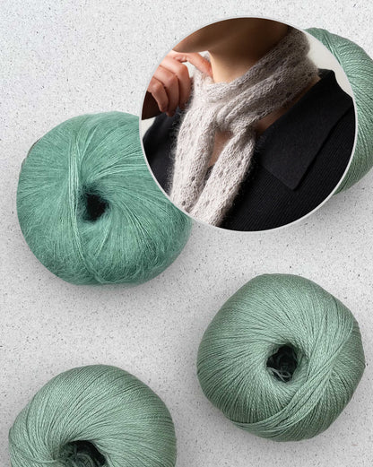 Mini-écharpe Tide Eyelets | fin motif en Arctic Pearl et Mohair Bliss de Pascuali