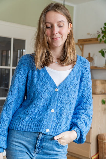 Waves Cardigan | bezaubernde Wellen aus Double Sunday von Sandnes Garn