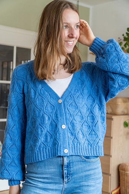 Waves Cardigan | bezaubernde Wellen aus Double Sunday von Sandnes Garn