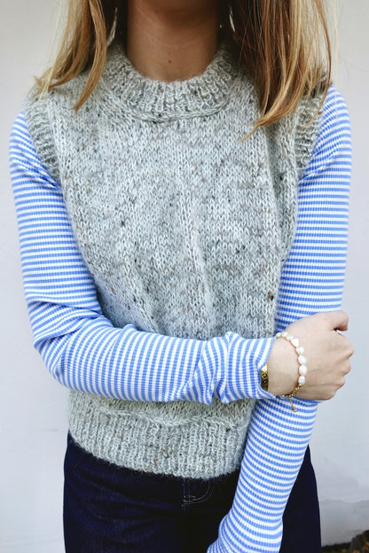 Maja Slipover | layering made from Tynn Peer Gynt and Tynn Silk Mohair by Sandnes Garn