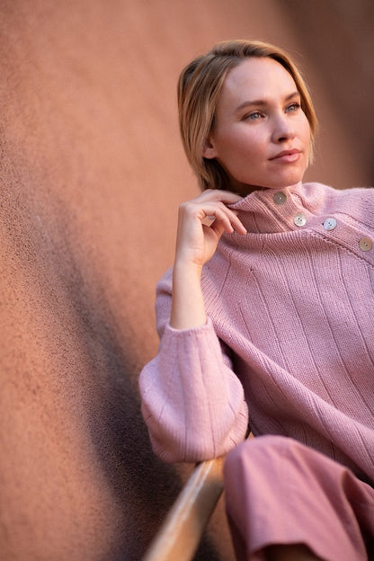 Pull Viga | douceur romantique en laine Far de Woolfolk