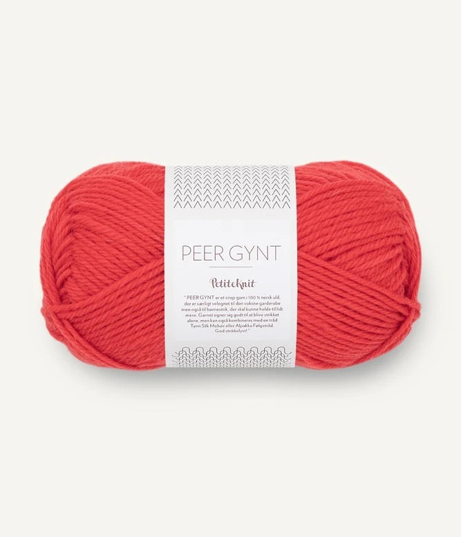 Sandnes, Peer Gynt by PetiteKnit, poppy 4008
